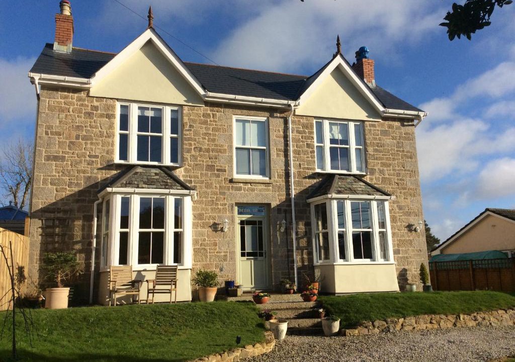 Camborne Bed & Breakfast | Bella Vista