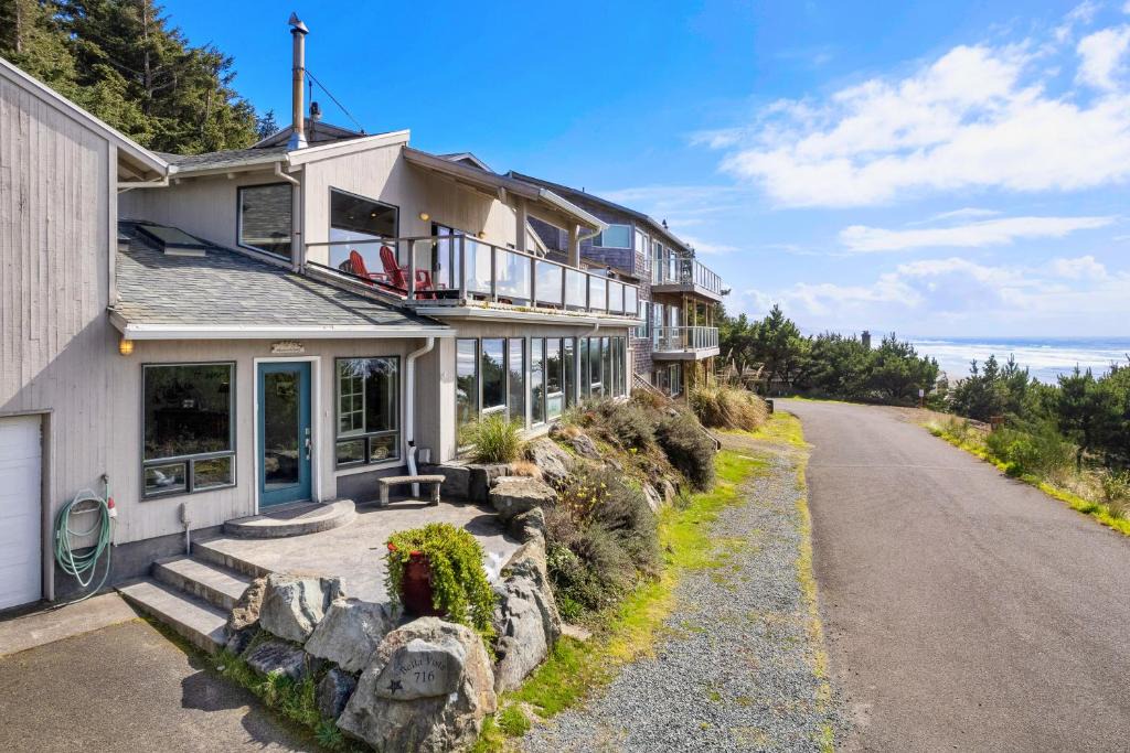 Manzanita House | Bella Vista MCA 1046