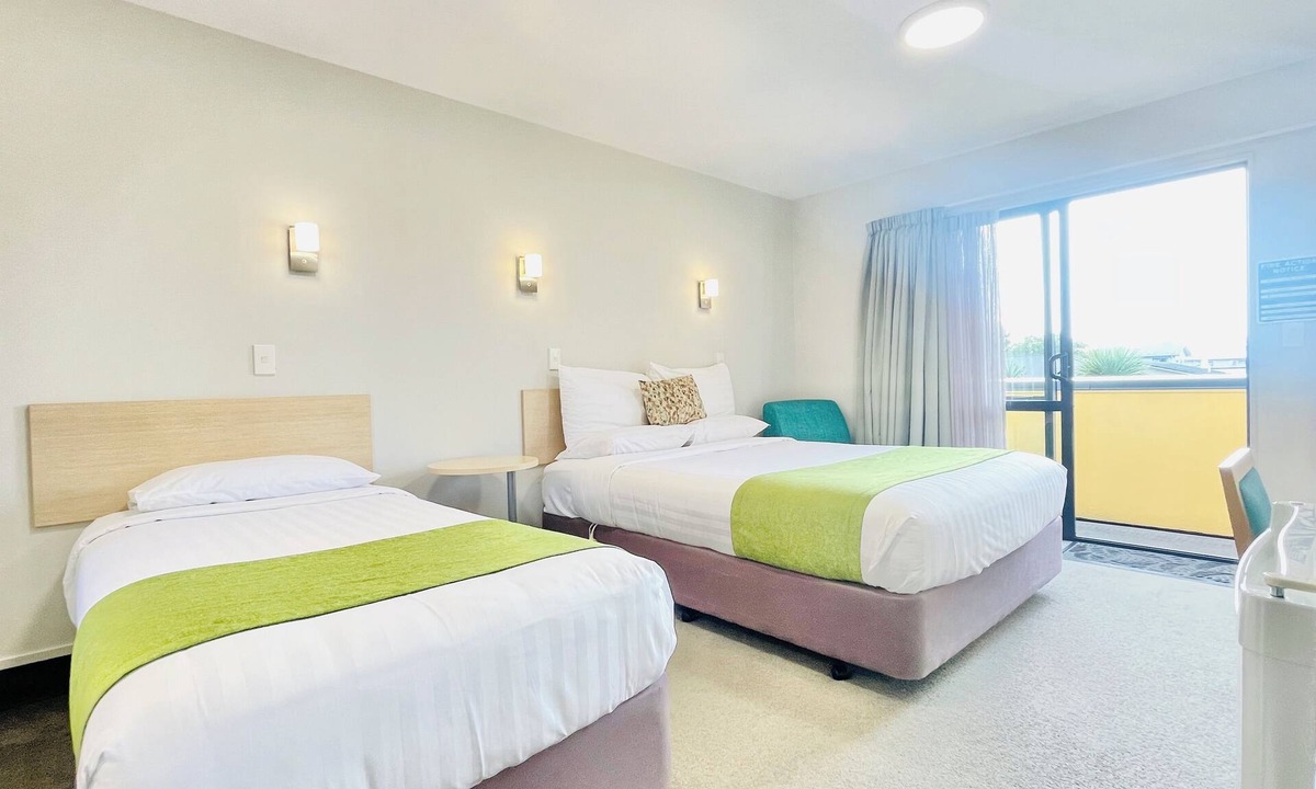Woodhill Hotel | Bella Vista Motel Whangarei