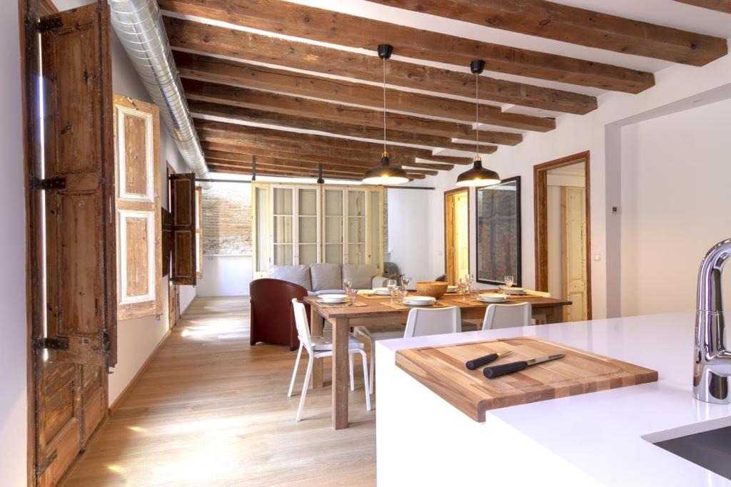 Gothic Quarter Apartment | Bellafila Gothic Terrace