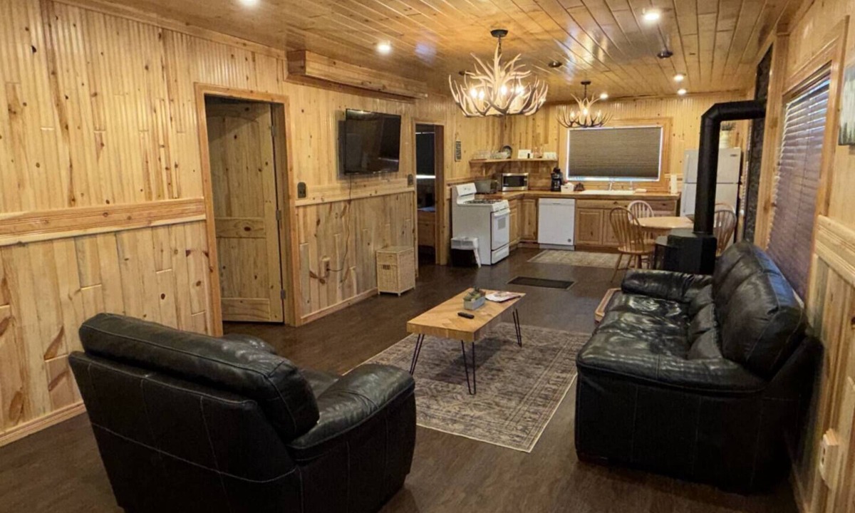 Red River Cabin | Bellamys Ski Haus