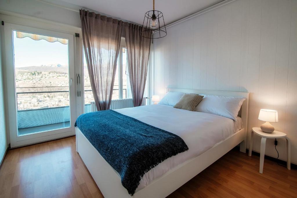 Pregassona Apartment | Bellavista 3 City View