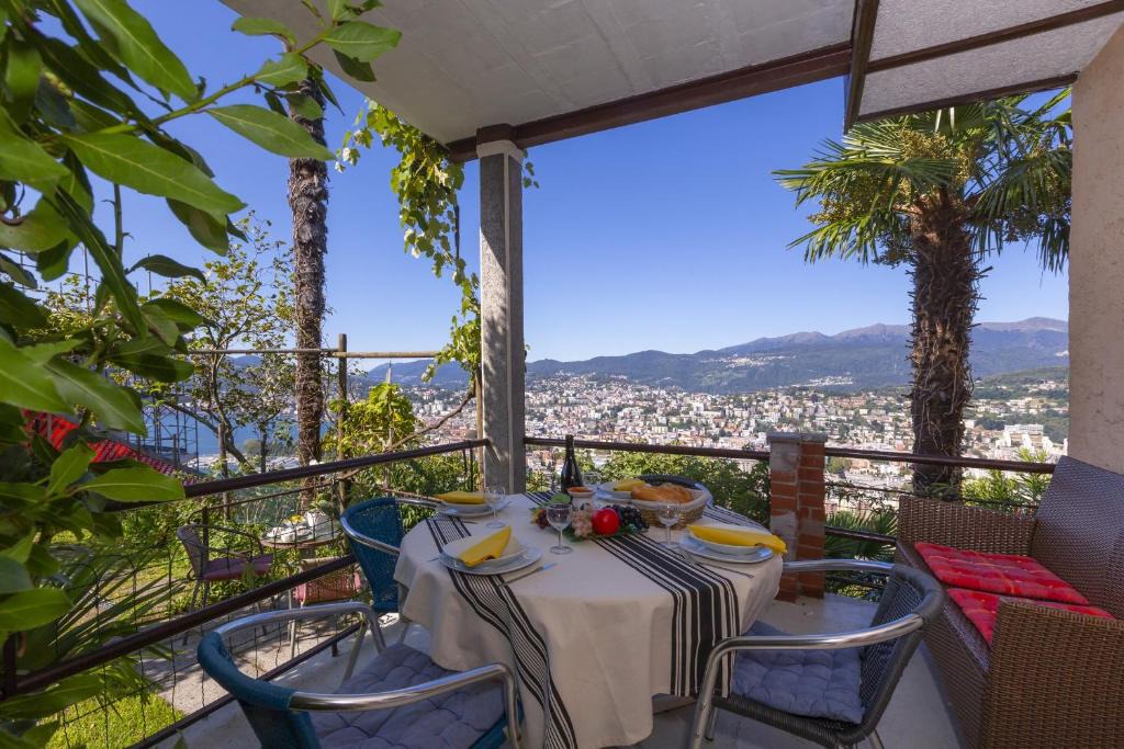 Lugano Apartment | Bellavista Albonago