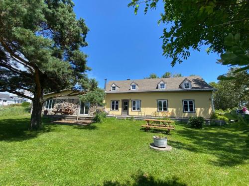 Isle aux Coudres House | Belle ancestrale au coeur de l'Isle