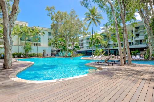 Palm Cove Apartment | Belle Escapes Drift Beachfront Resort Suite 1305