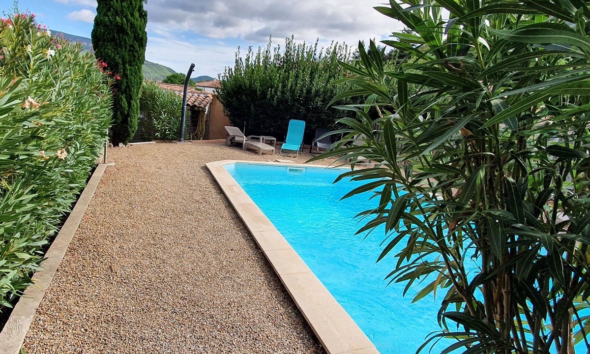 Le Bousquet-d'Orb Villa | Belle et Grande Villa Avec Piscine Entre Avène et Lamalou-les-bains