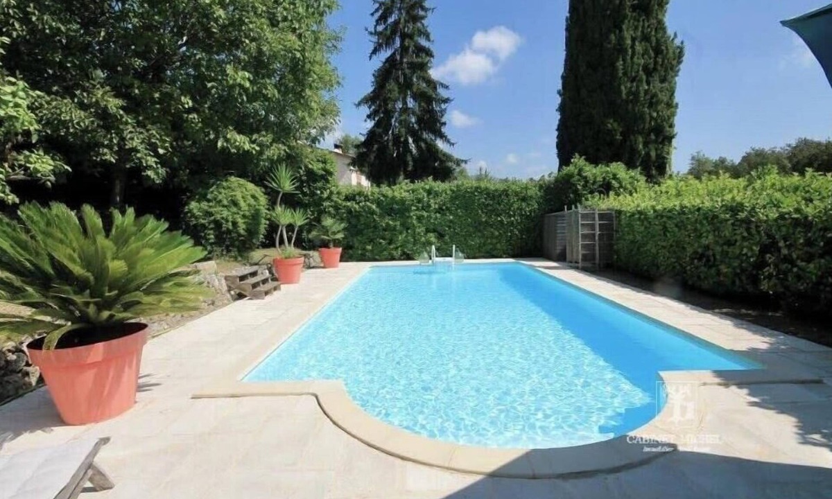 Le Rouret Villa | Belle et spacieuse villa - piscine - jardin