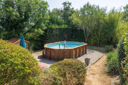 Berrias-et-Casteljau House | Belle Maison En Pierre Avec Piscine