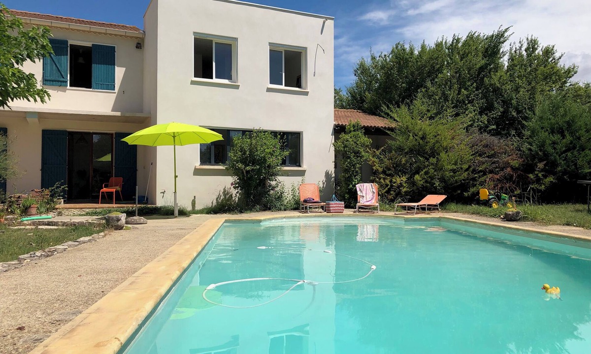 Ners House | Belle Maison Tranquille Avec Piscine et Jardin