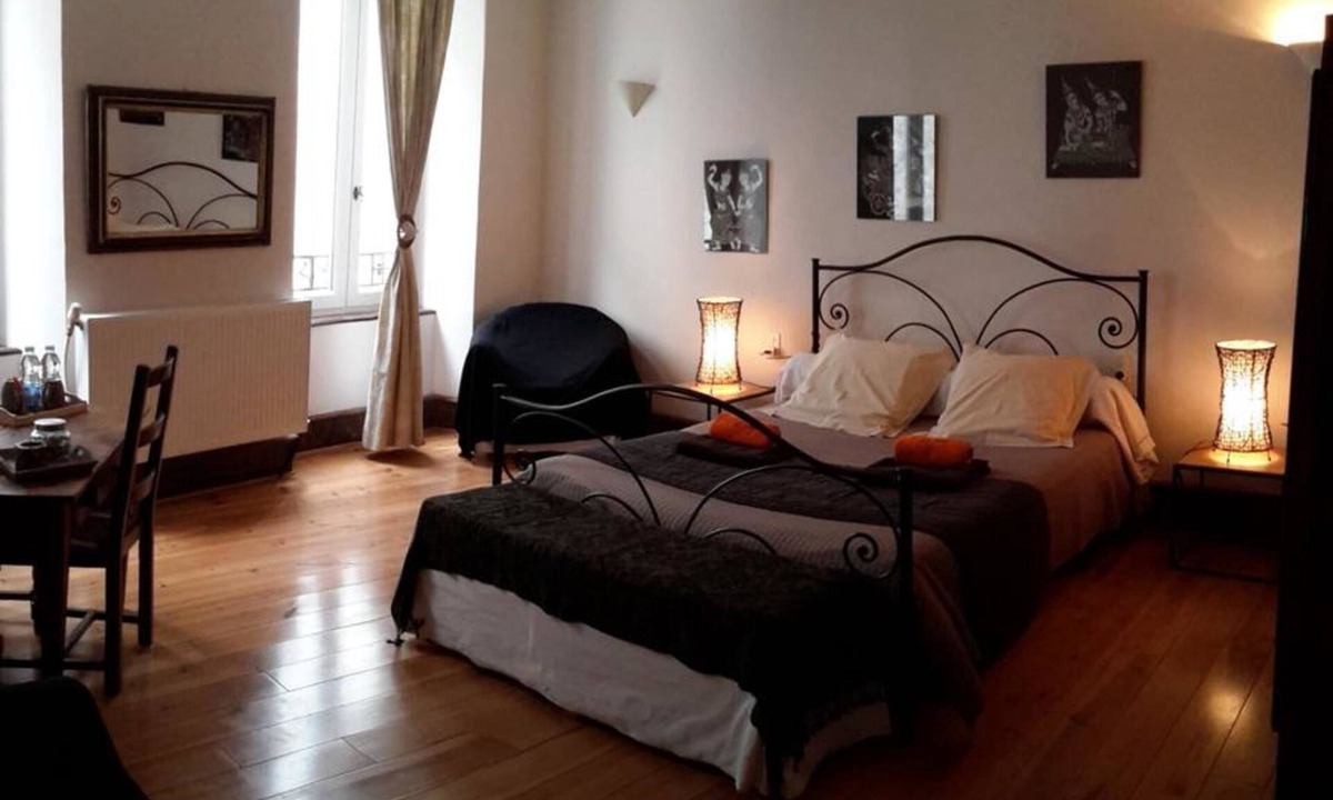 Tarascon-sur-Ariege House | Belle Occitane