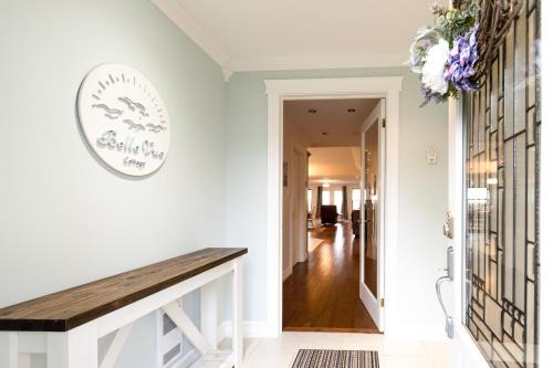 Upper Island Cove House | Belle Vue Cottage - Upper Island Cove