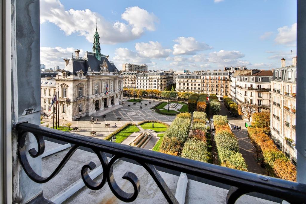 Levallois-Perret Apartment | Belle vue