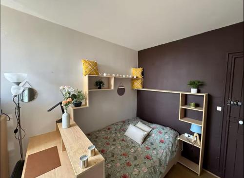 Poincare - Foch - Anatole France - Croix de Bourgogne Apartment | Belles studettes indépendantes