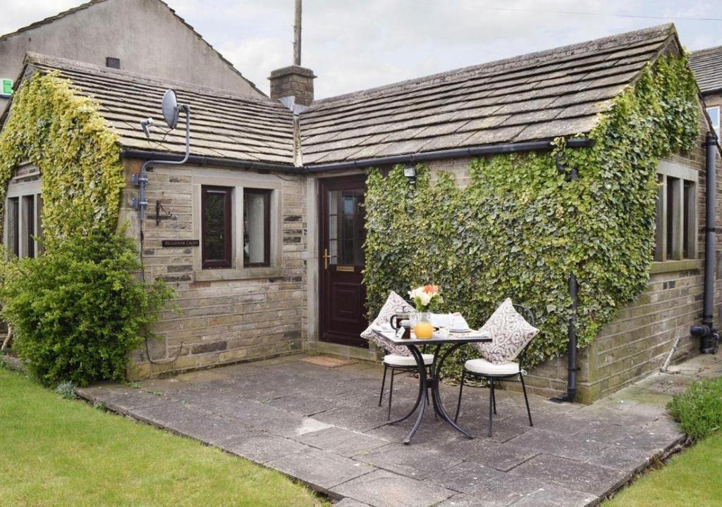 Grange Moor House | Bellhouse Croft