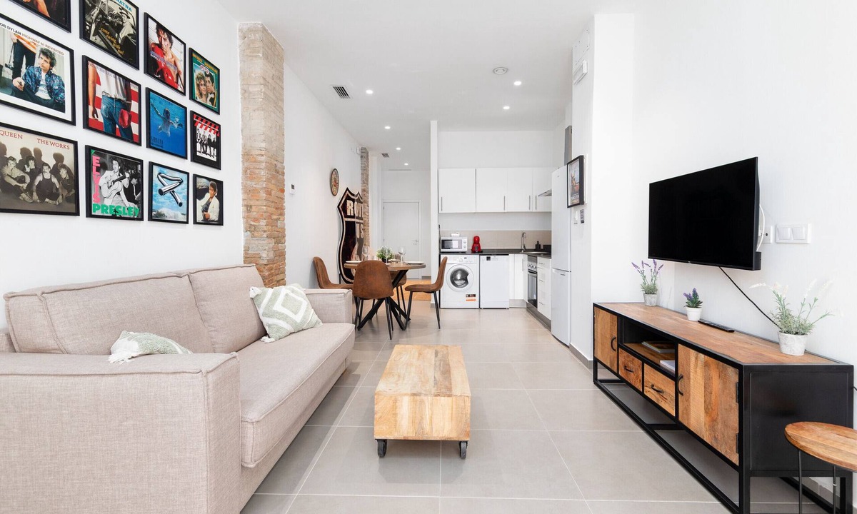 Arrancapins Apartment | Belmar Apartments A. WiFi + A/C + Accessible