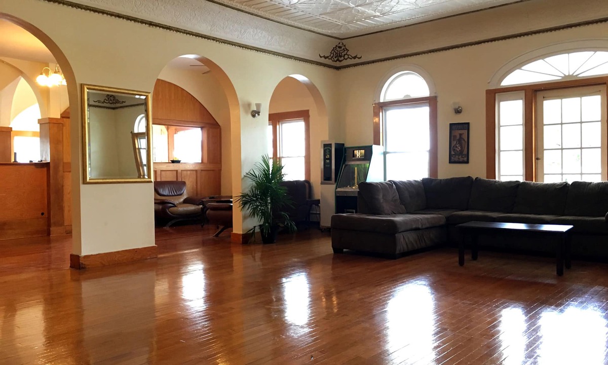 Wall Hotel | Belmar Inn