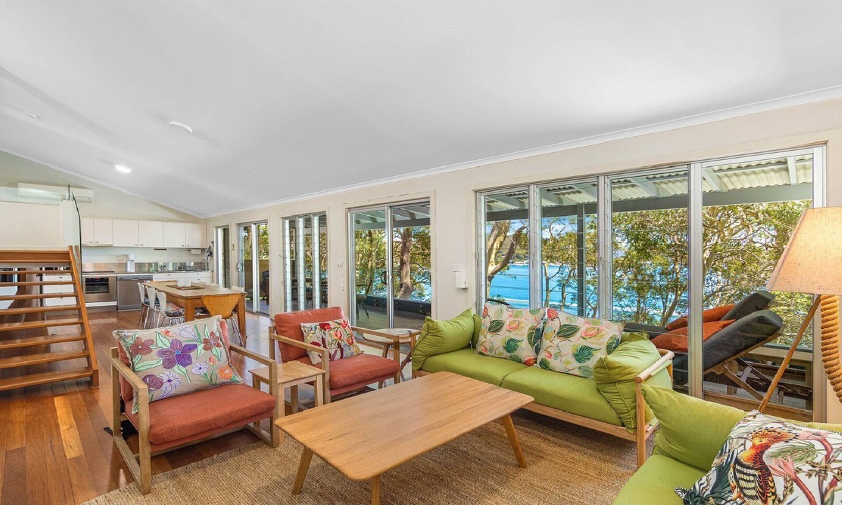 Pretty Beach Central Coast House | Belvidere Cottage by HolidayCo.