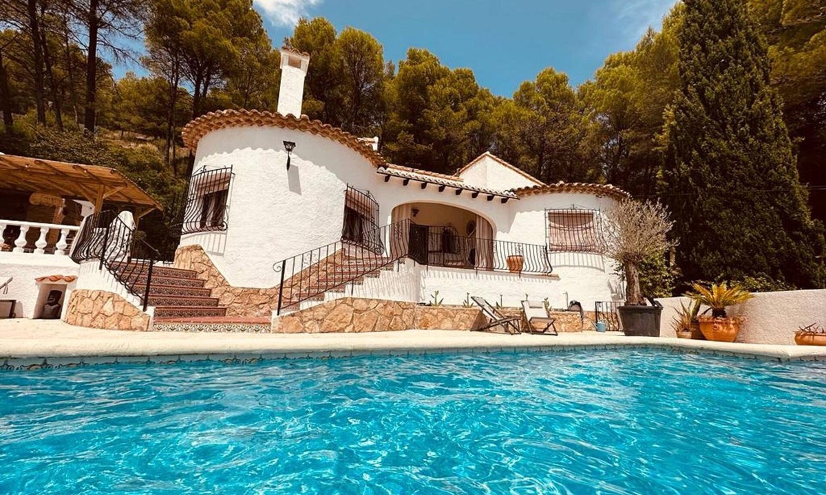 Alcalali Villa | Belvilla by OYO Villa Vista