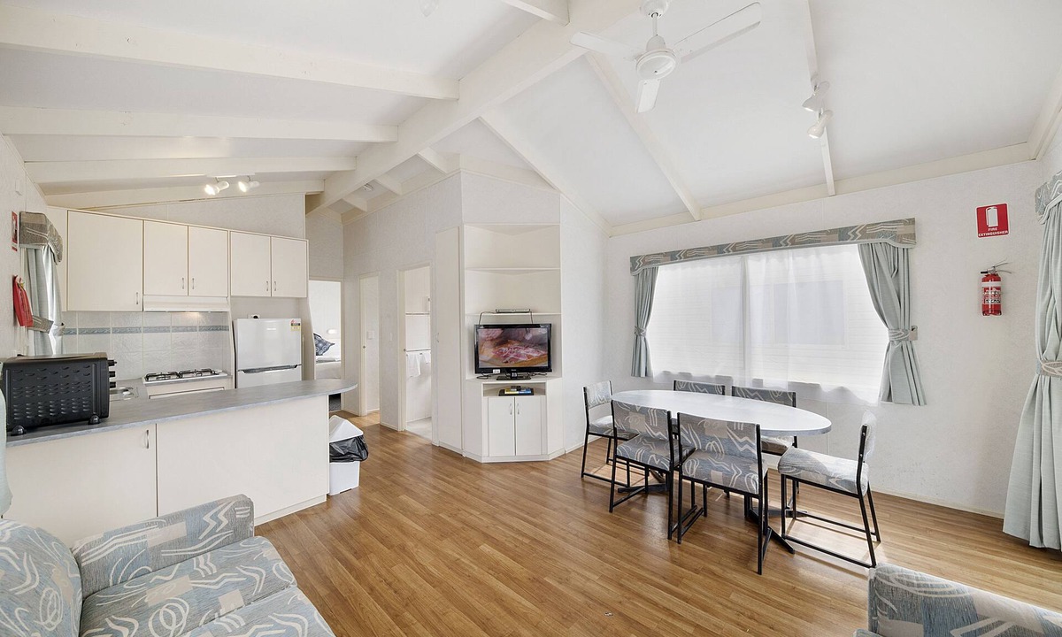 Benalla Hotel | Benalla Tourist Park