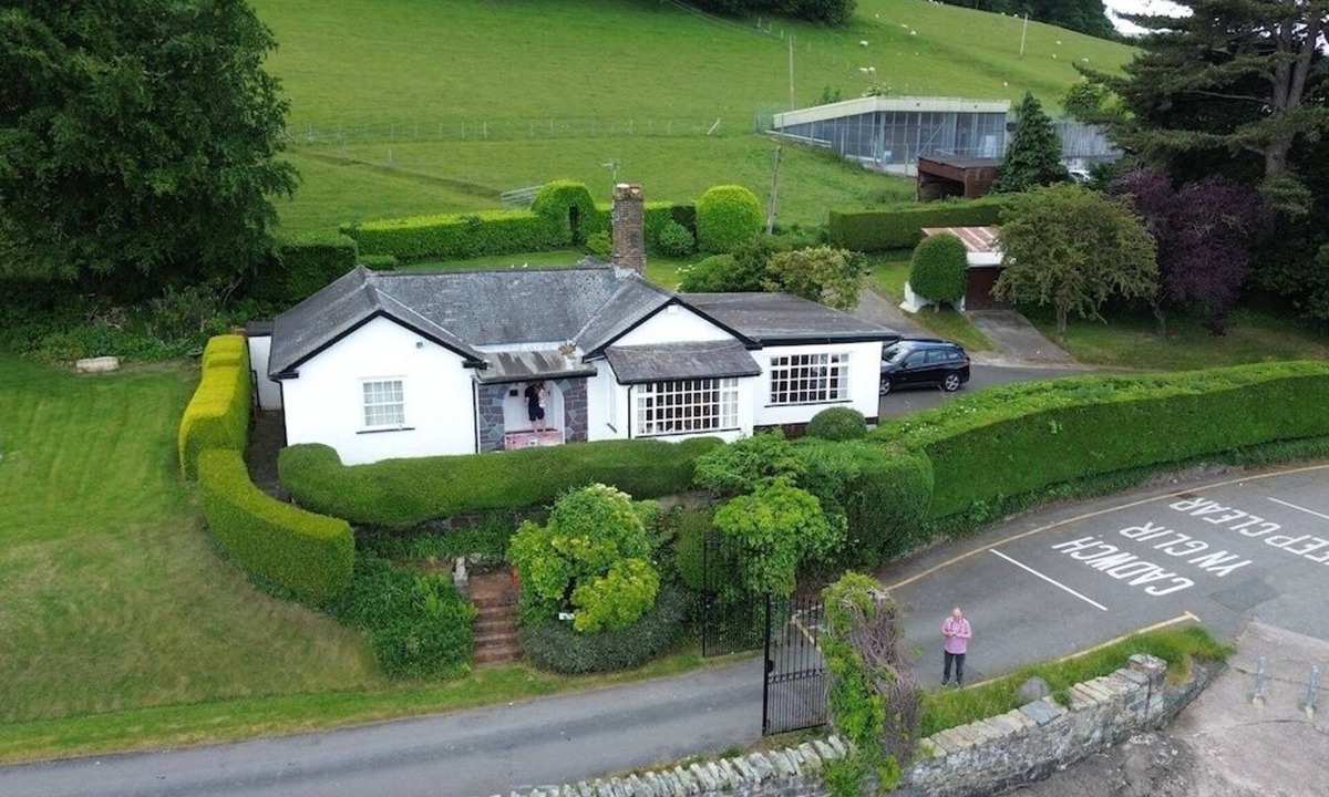 Henryd House | Benarth Lodge a charming unique hideaway in Conwy