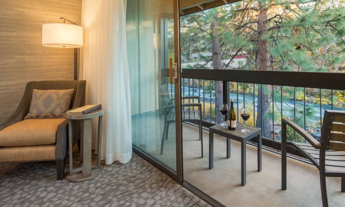 Orchard District Apartment | Bend, OR | Superior Room w/Pool, Hot Tub Access