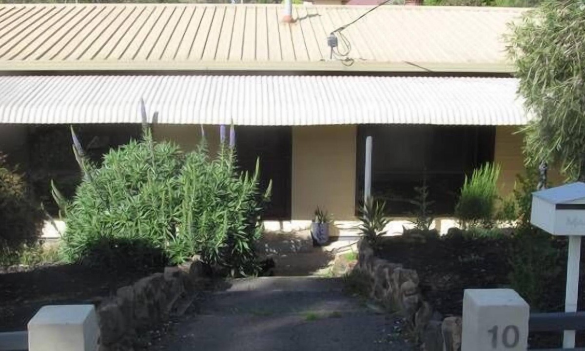 Ironbark House | Bendigo North Retreat