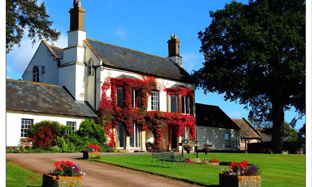 Bridstow Bed & Breakfast | Benhall Farm Holidays