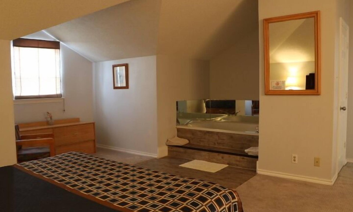 Emory Hotel | Bent Tree Motel