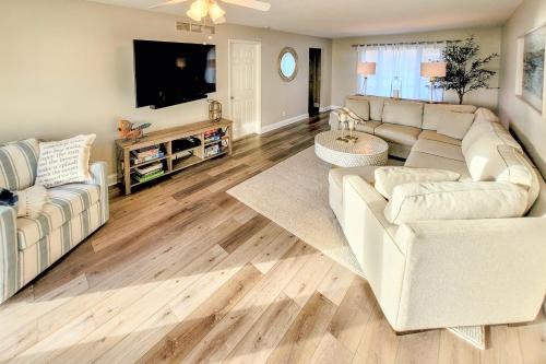 Sister Lakes House | Benton Harbor Lake House w/Dock & Fire Pit!