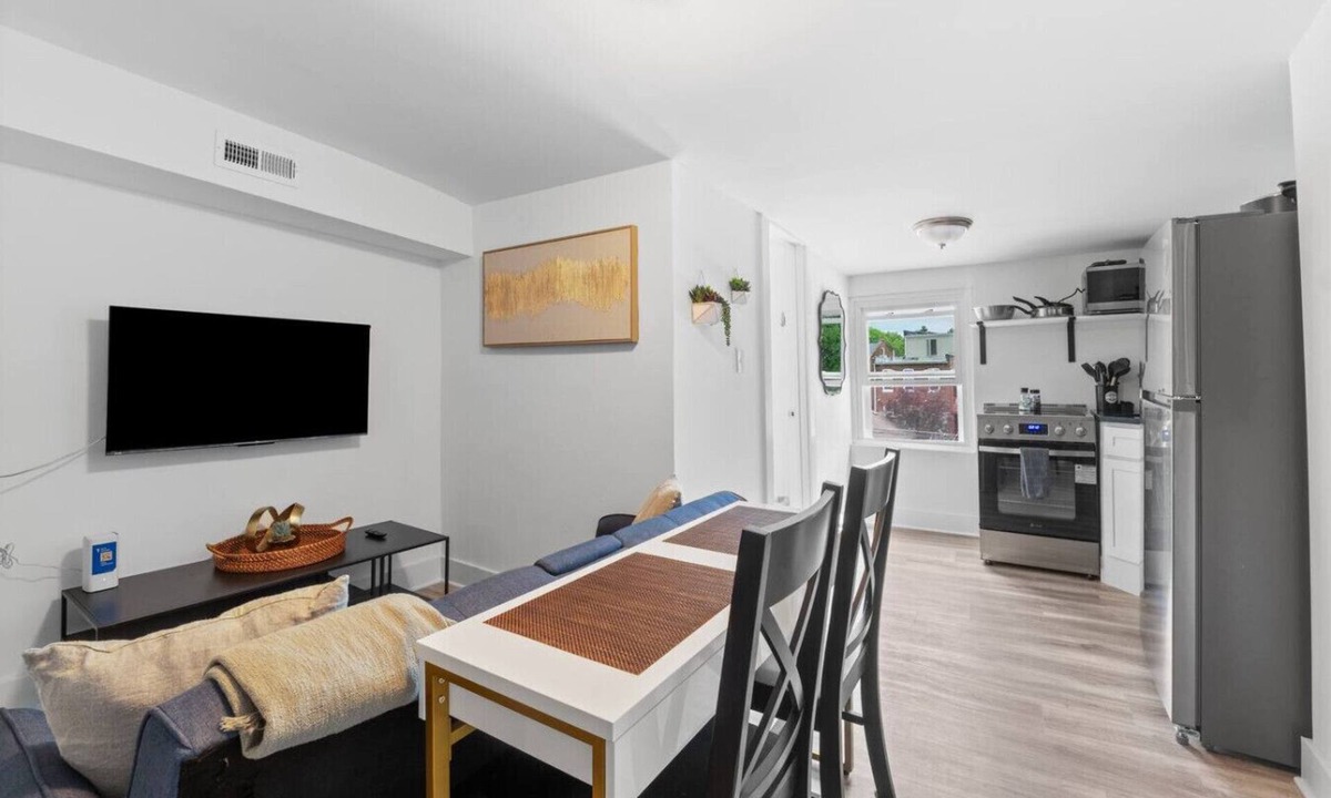 Benton Park Apartment | Benton Park Charmer - 3N