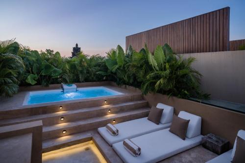 Berawa Villa | Berawa Villa l 2 Pools, Walk to Beach l Near Finns