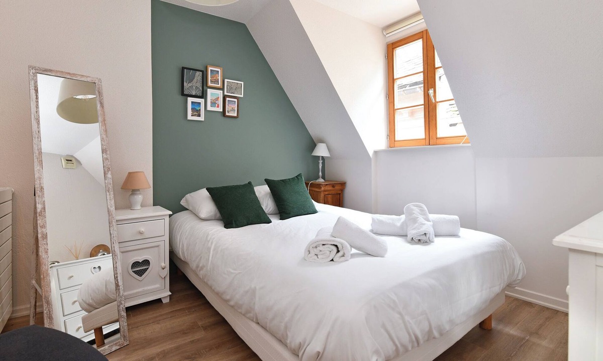Colmar Centre Ville Apartment | Beraweka *, Apartment for 4 to 6 people in the historic center of Colmar - 2 bedrooms, bathroom,.