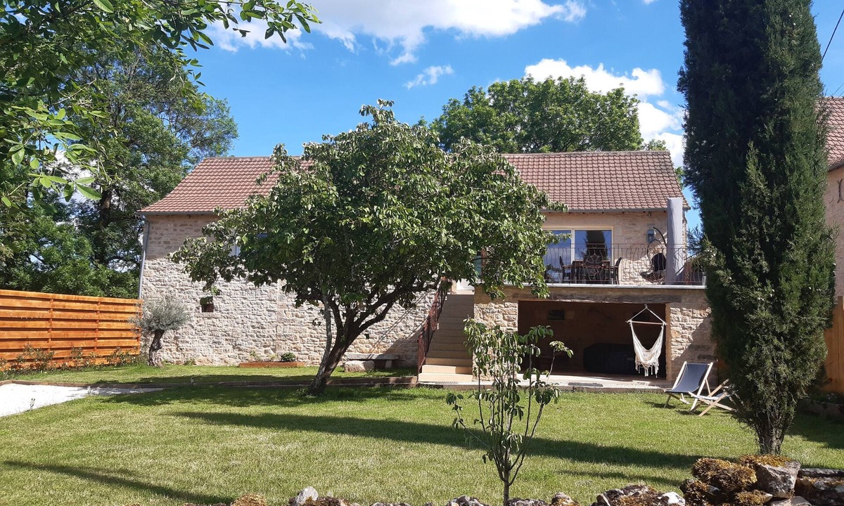 Sainte-Croix House | Bergerie du Mas de Darre (with spa, terrace and garden) between Lot and Aveyron.