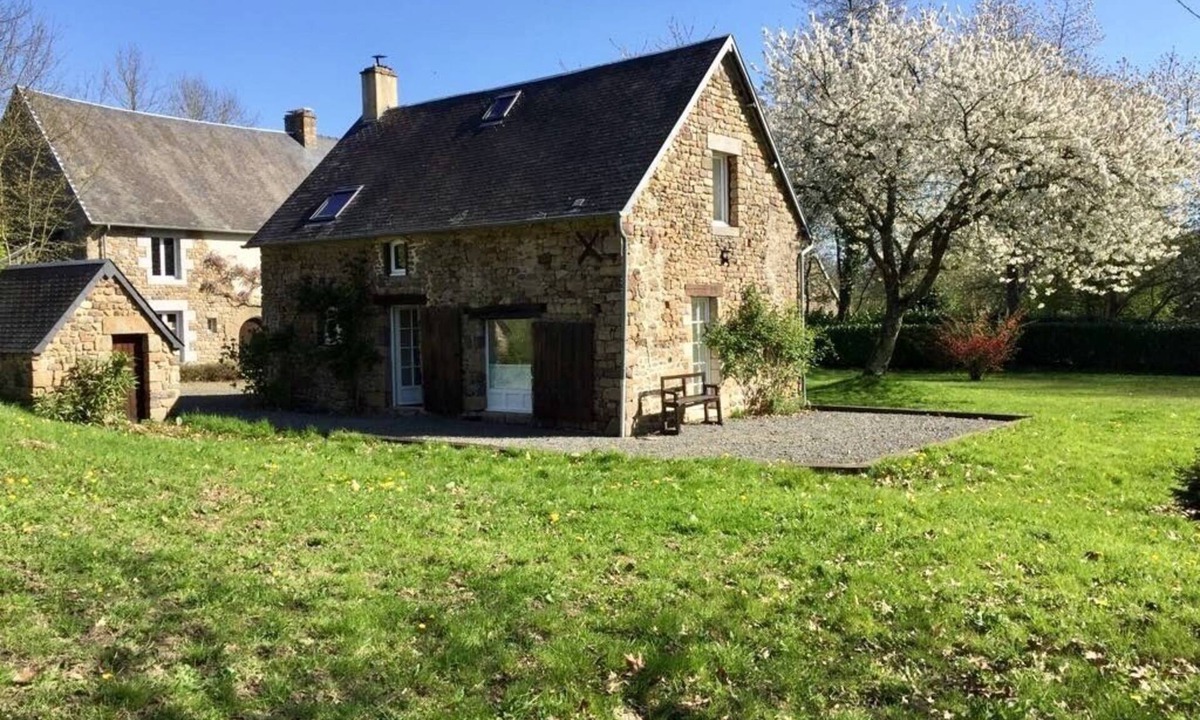 St-Jean-des-Champs House | Bergerie in a Norman residence