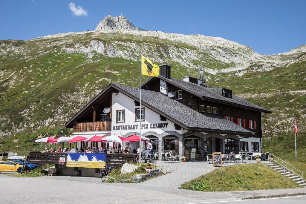 Andermatt House | Berggasthaus Piz Calmot