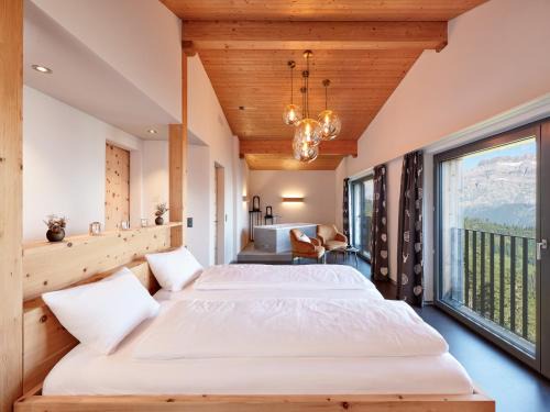 Glarus Sued Hotel | Berghotel Mettmen