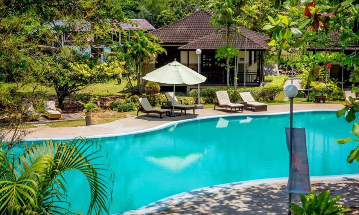 Papar Hotel | Beringgis Beach Resort & Spa