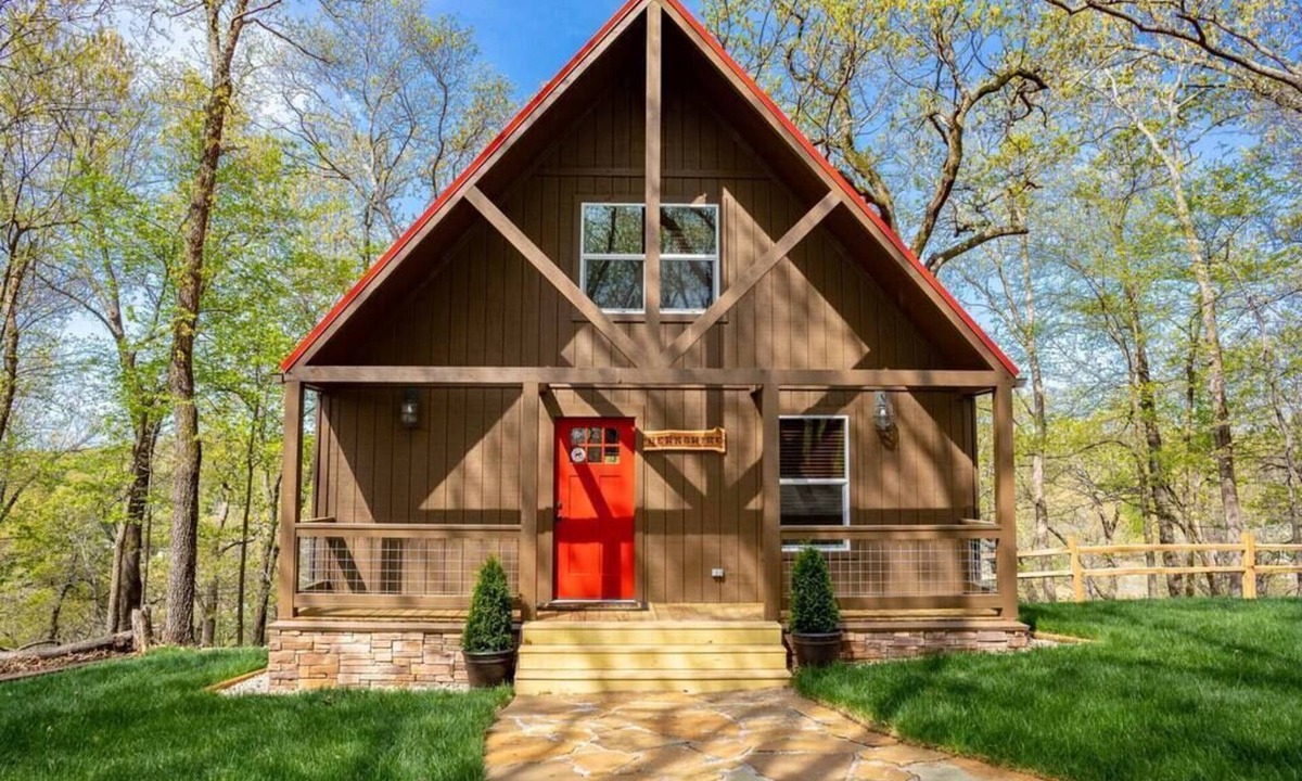 Afton Cabin | Berkshire Cabin (Boat Slip Included)