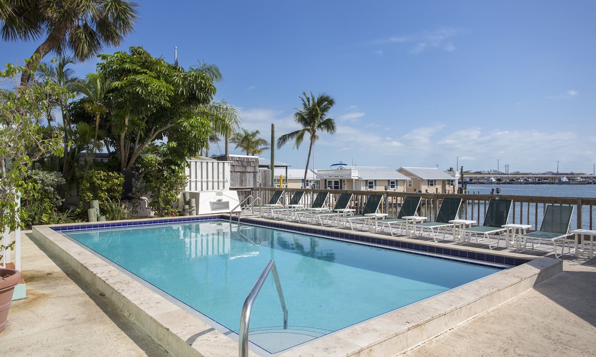 Meadows Condo | Bermuda Retreat-waterfront 2BR 2BA condo w/pool & boat slip