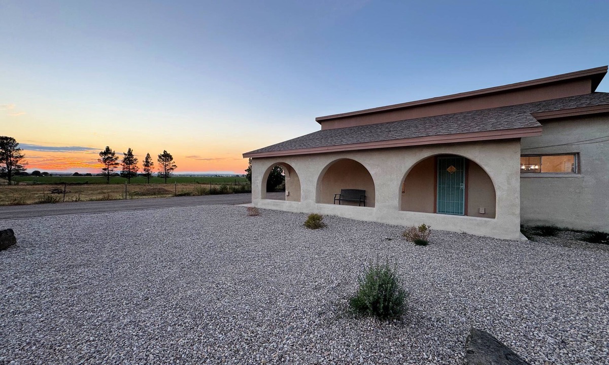 Roswell Other | Berrendo Sky Homestead - 4 Minutes to Main