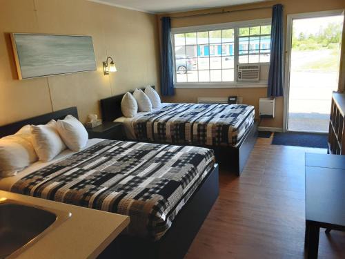 Onslow Hotel | Berry's Motel