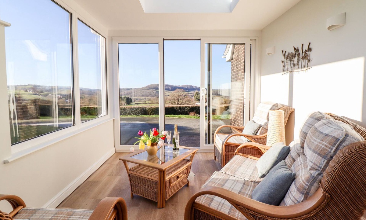 Kingswood Cottage | Berwyn View