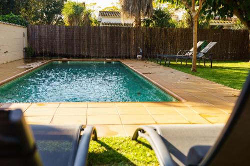 Bon Relax House | Besalu 16