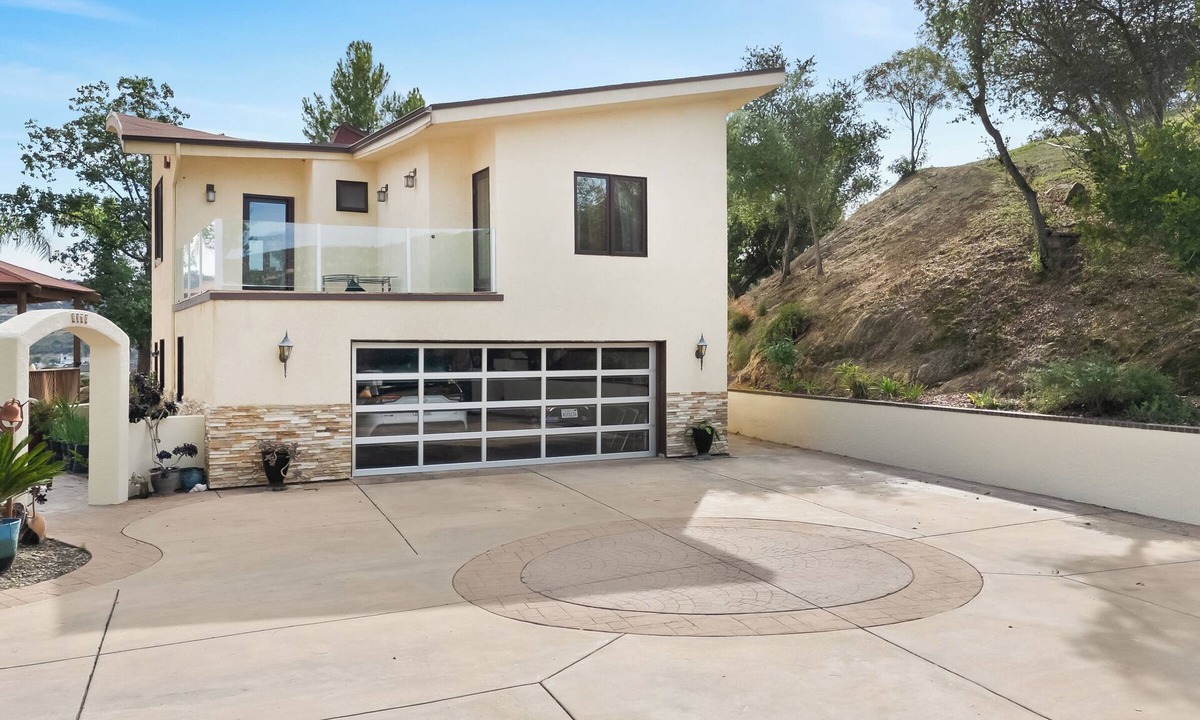 Alpine House | Beso De Cielo: Slow Sip Of Solitude. Custom made abode on top of the mount.