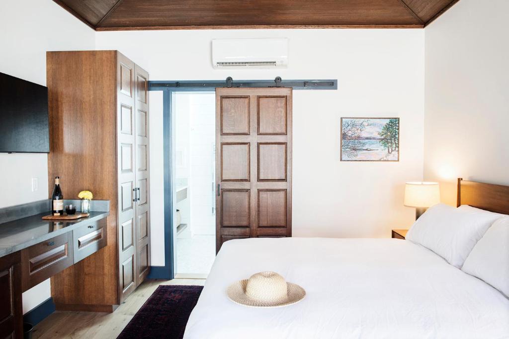 East End House | Best Bower