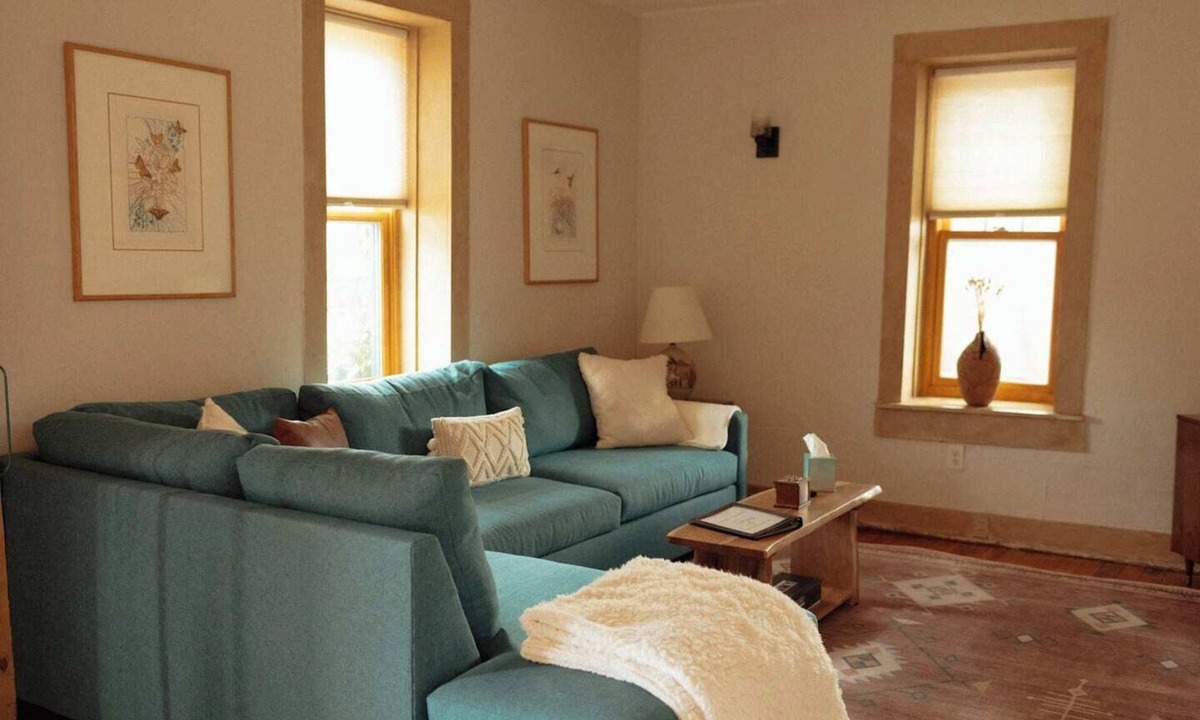 Old Town House | Best Location/Walkable Neighborhood/Gated Parking