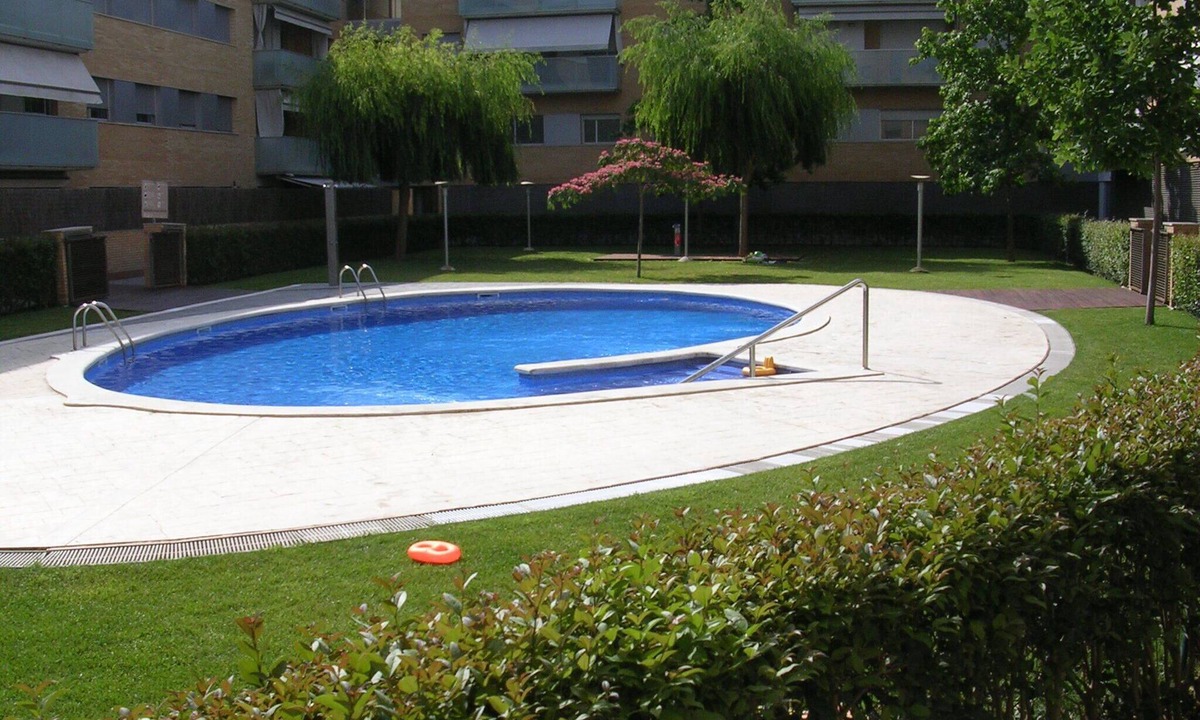 Tossa de Mar Apartment | BEST OFFER! few minutes Beach, Pool + Free Wifi 5G+ Parking
