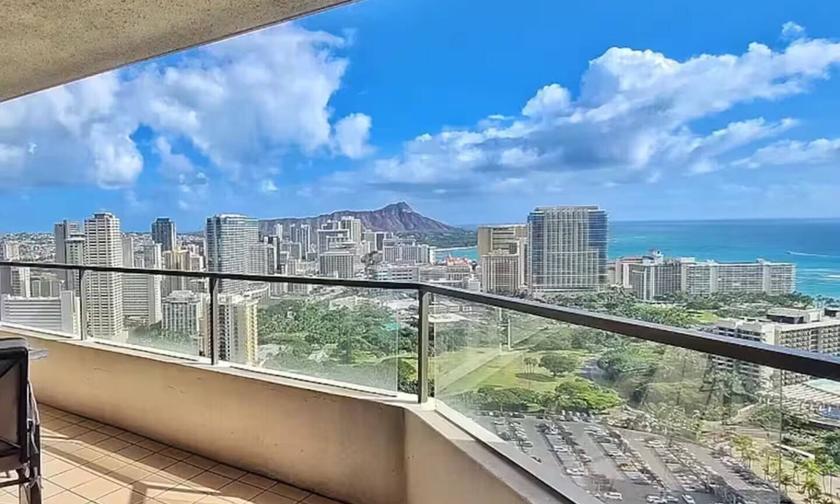 Waikiki Condo | Best View in Honolulu