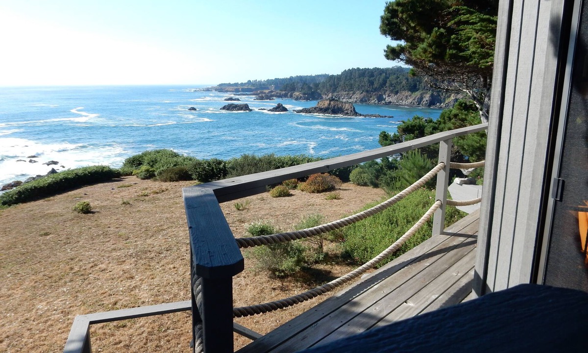Mendocino House | Best Views In Mendocino—Just Steps From Downtown!