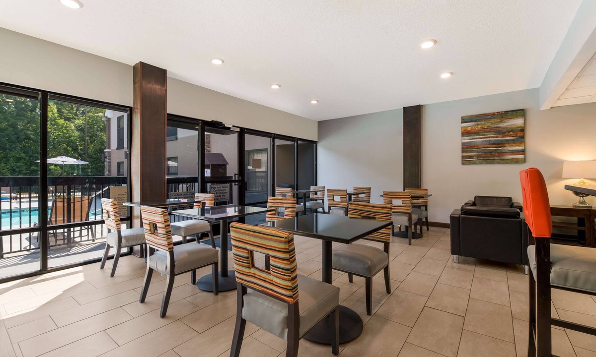 Albemarle Hotel | Best Western Albemarle Inn